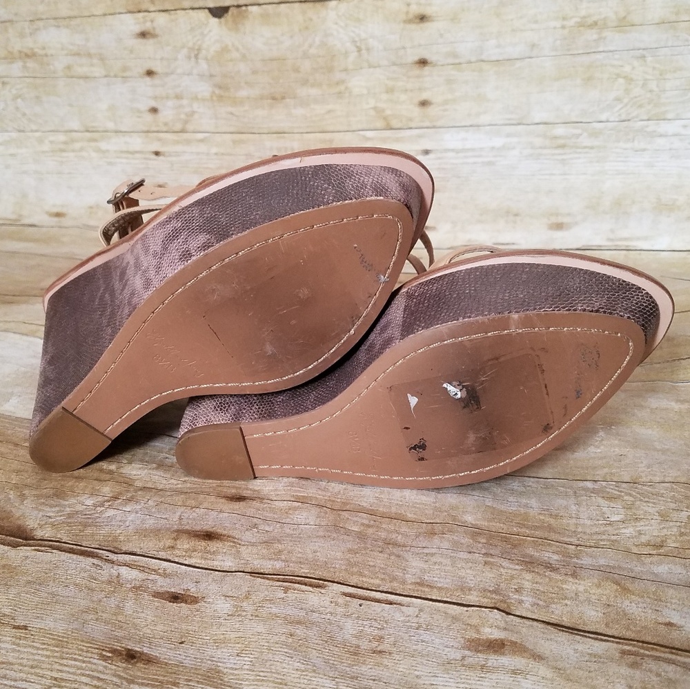 Elizabeth and James Hazel Wedge Heel Sanda… - Picture 5 of 6